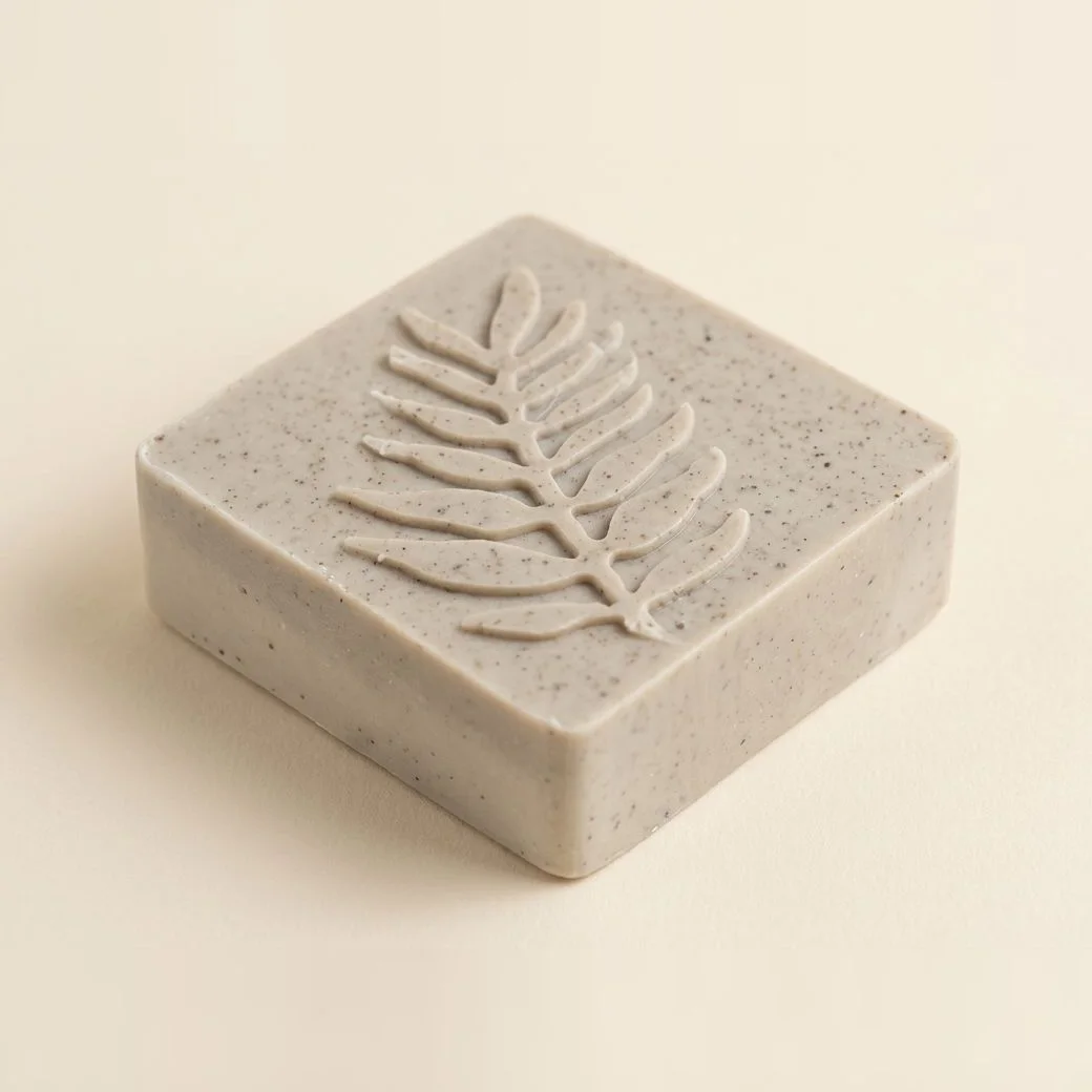 Jabón de arcilla verde bentonita, rectangular, diseño helecho