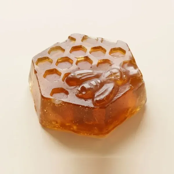 Jabón de miel y cúrcuma, panal